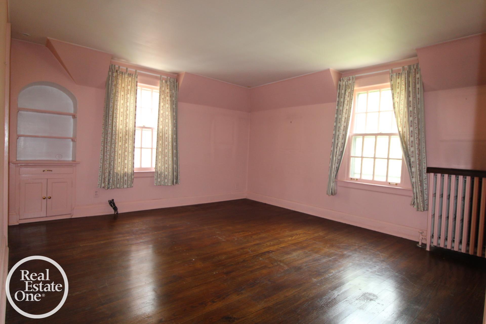 93 Moran RD