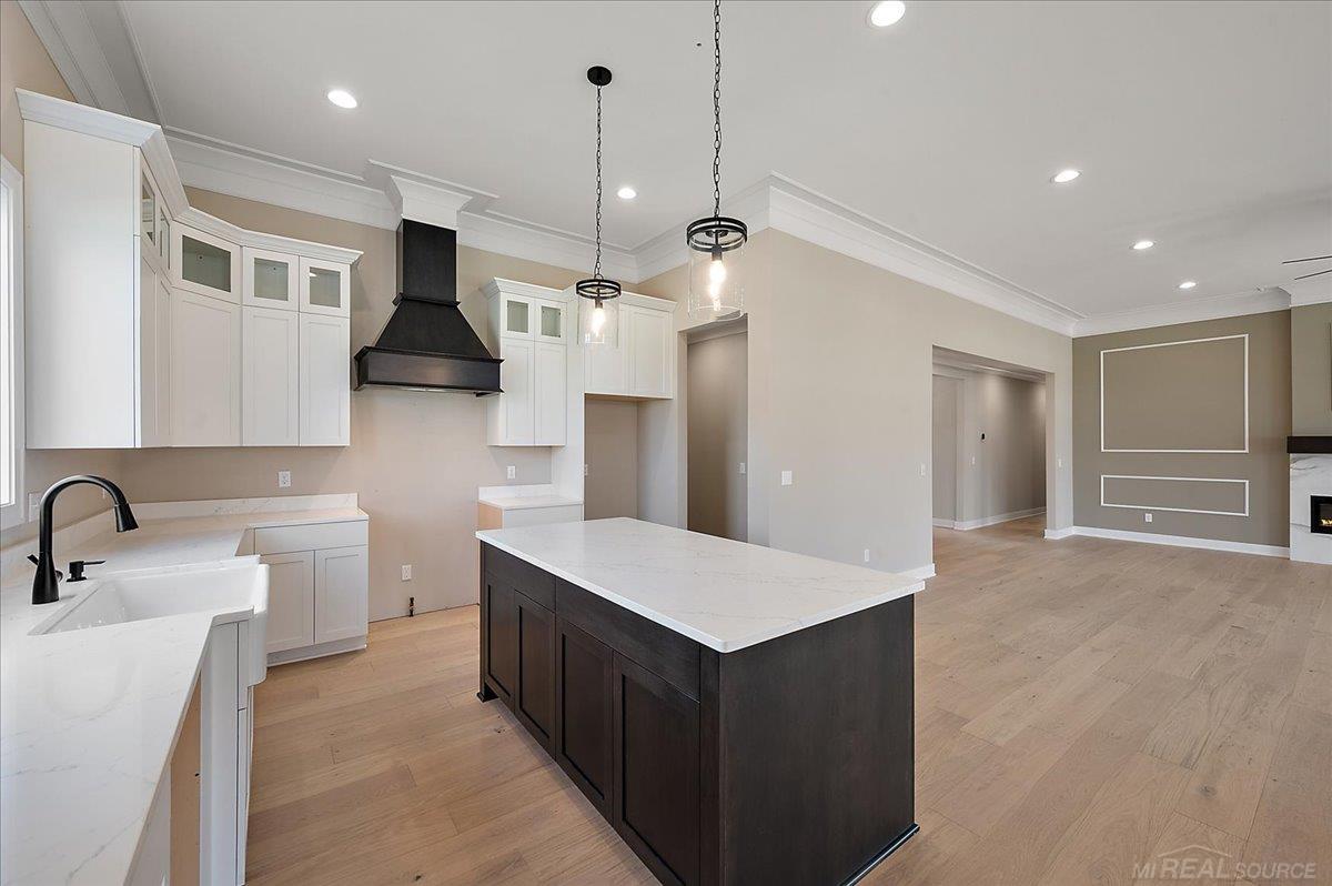 56753 Via Carlotta Street