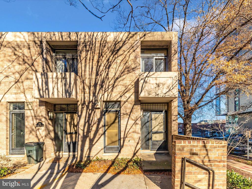 200 M STREET SW Unit: 36