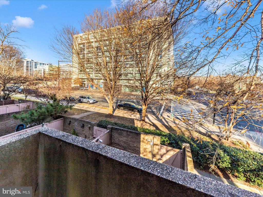 200 M STREET SW Unit: 36