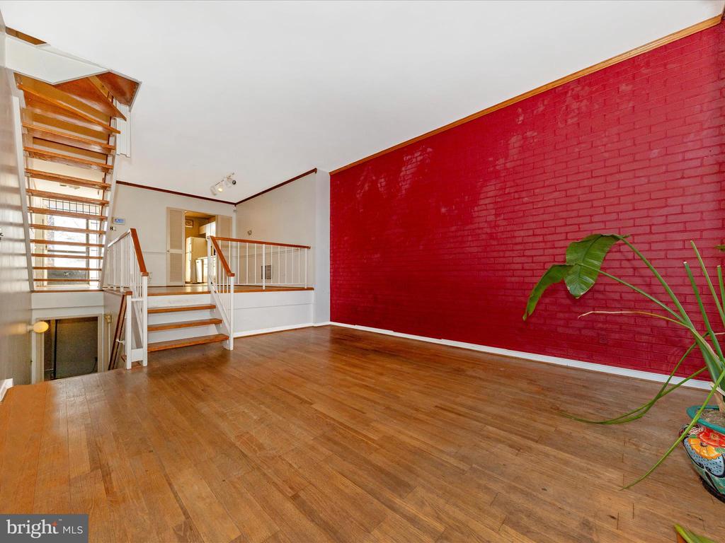 200 M STREET SW Unit: 36