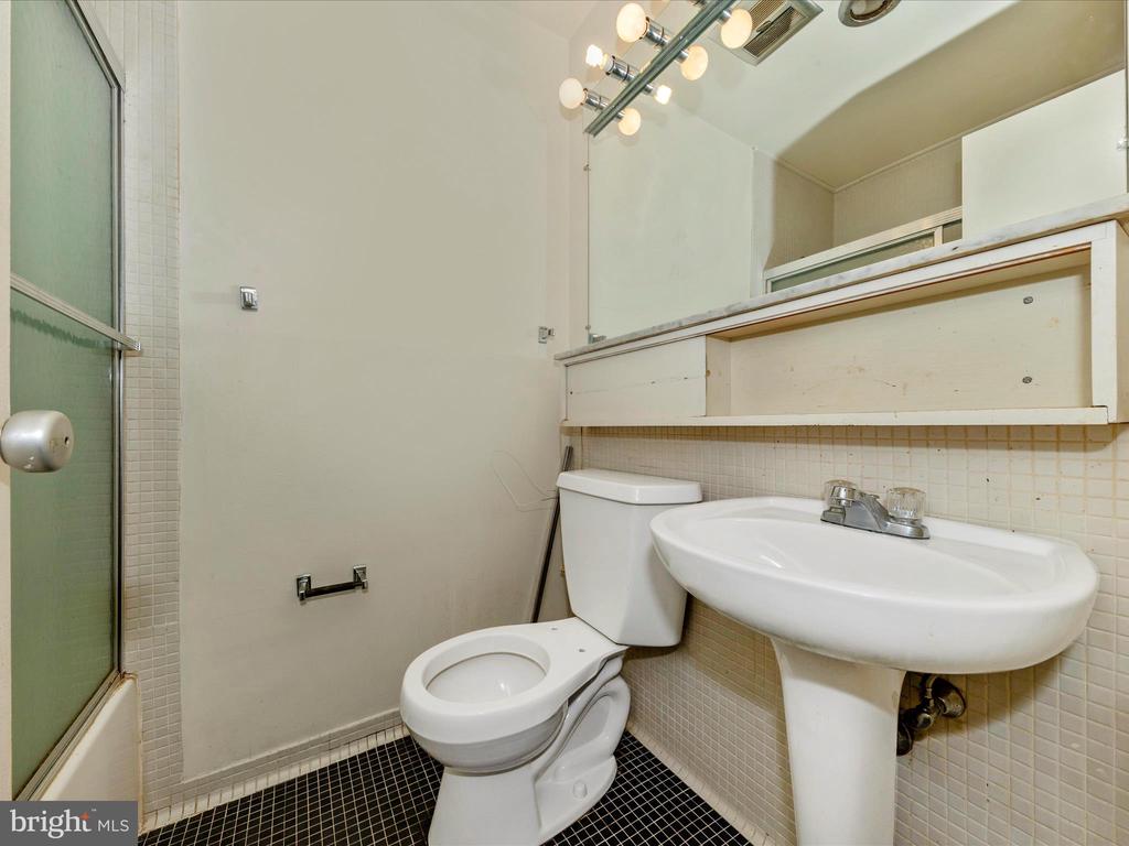 200 M STREET SW Unit: 36