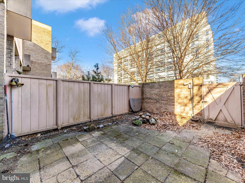 200 M STREET SW Unit: 36