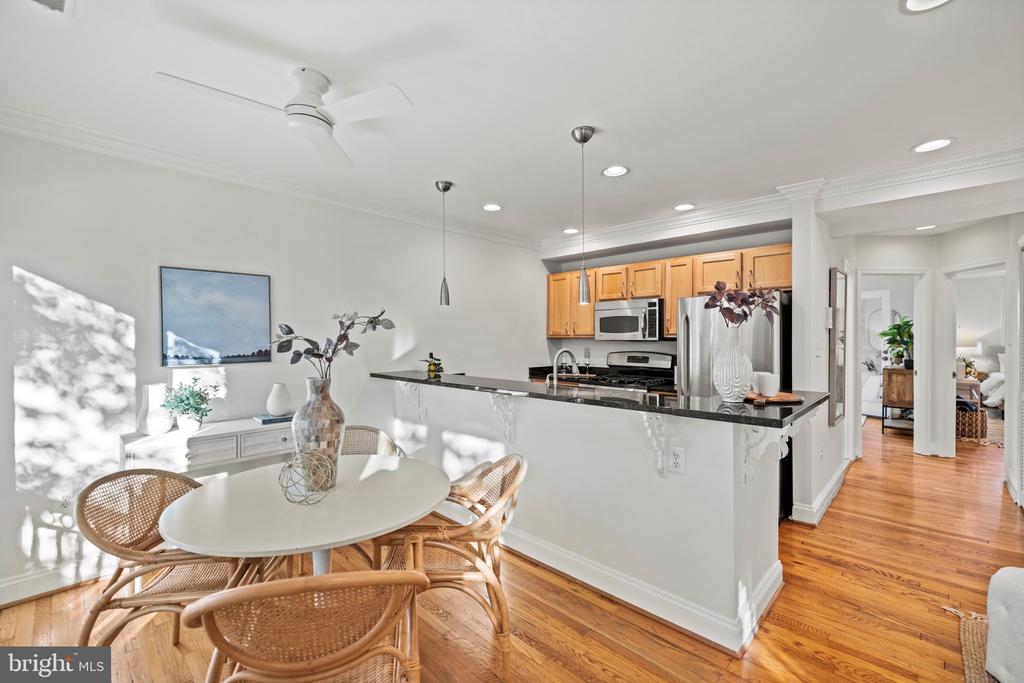 206 BRYANT STREET NE Unit: 3