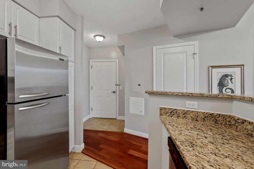 555 MASSACHUSETTS AVENUE NW Unit: 603