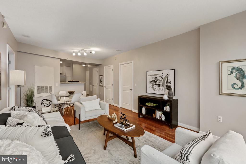 555 MASSACHUSETTS AVENUE NW Unit: 603