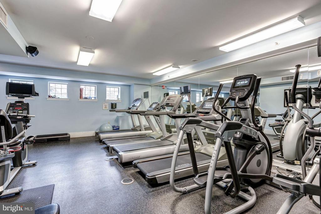 555 MASSACHUSETTS AVENUE NW Unit: 603