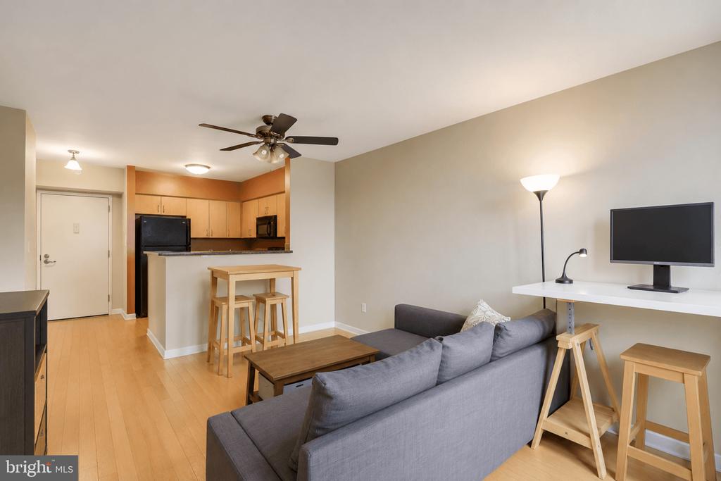 1000 NEW JERSEY AVENUE SE Unit: 304