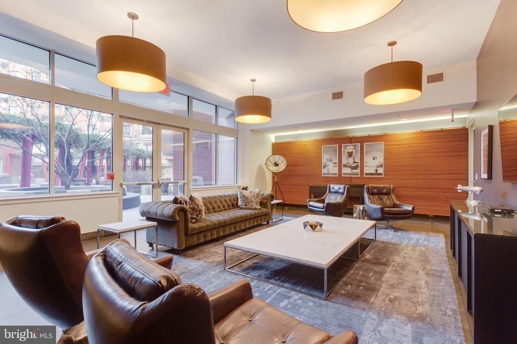 1000 NEW JERSEY AVENUE SE Unit: 304