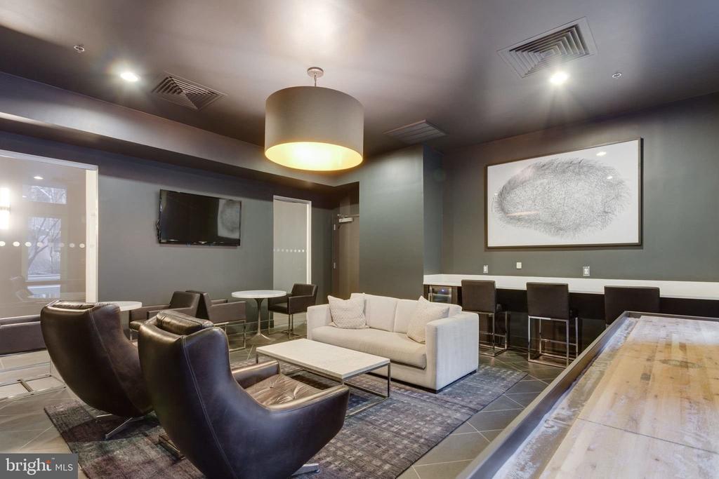 1000 NEW JERSEY AVENUE SE Unit: 304