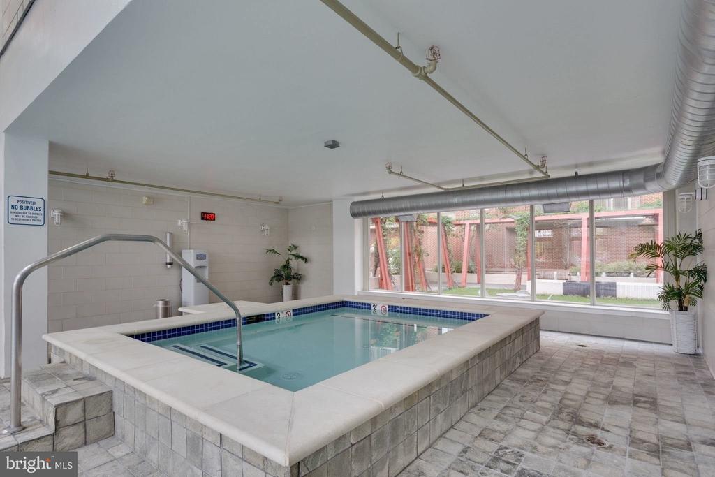 1000 NEW JERSEY AVENUE SE Unit: 304