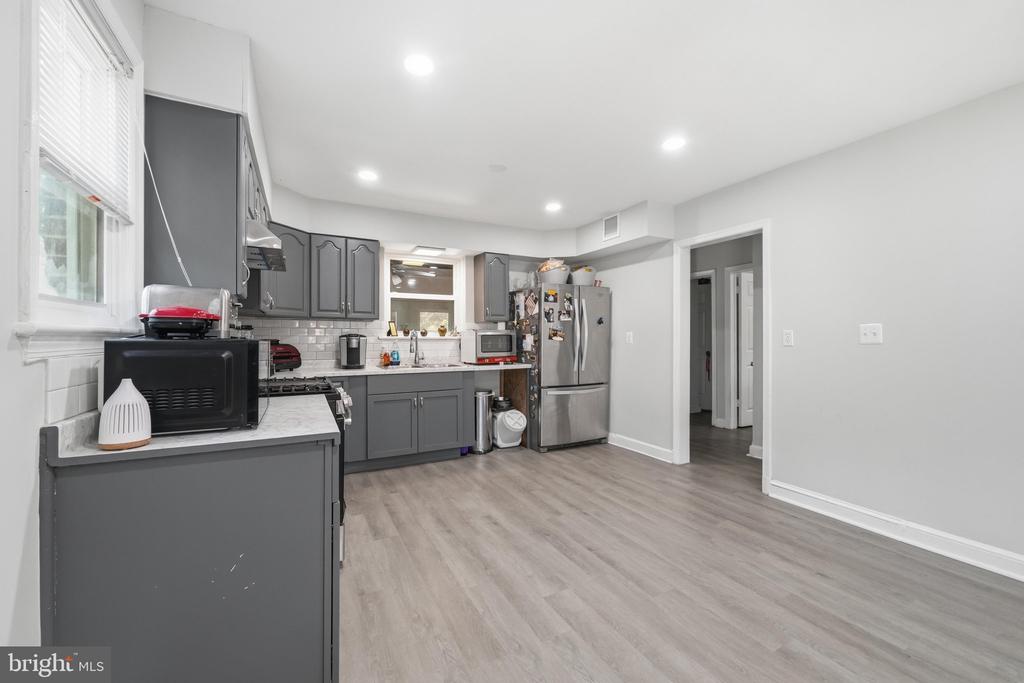 1507 38TH STREET SE