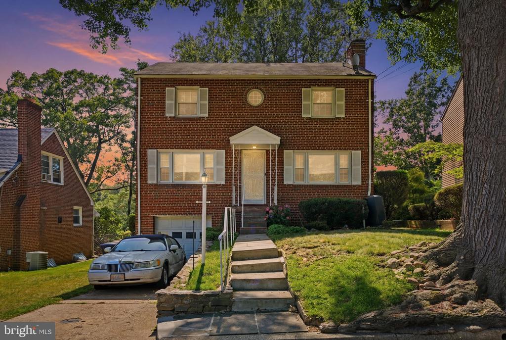 1507 38TH STREET SE