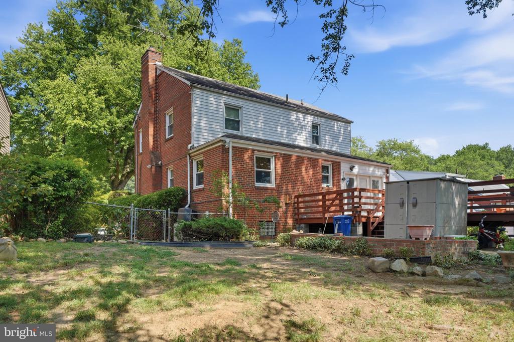 1507 38TH STREET SE
