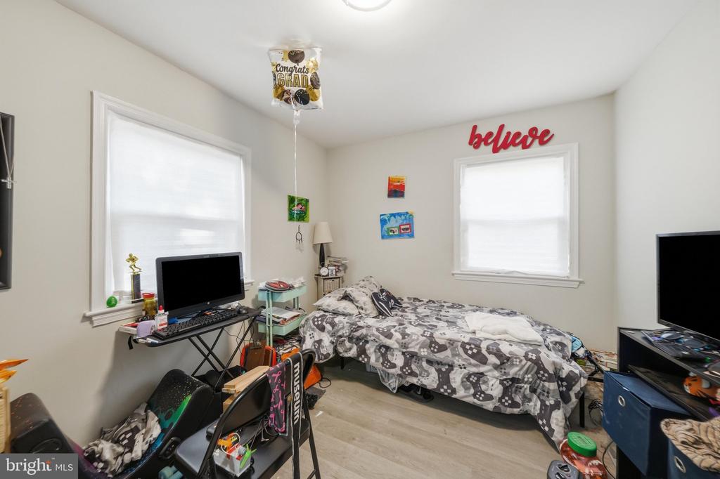 1507 38TH STREET SE
