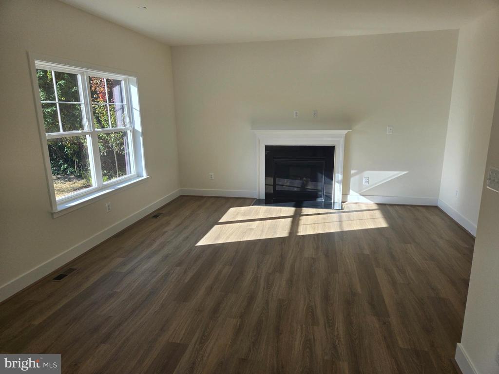 675 POWHATAN BEACH ROAD