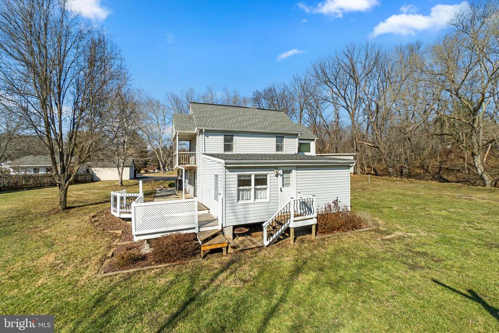 133 SCHOOLHOUSE ROAD
