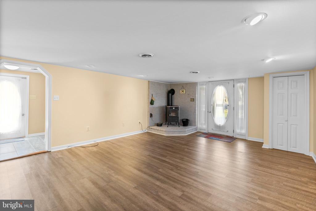 133 SCHOOLHOUSE ROAD