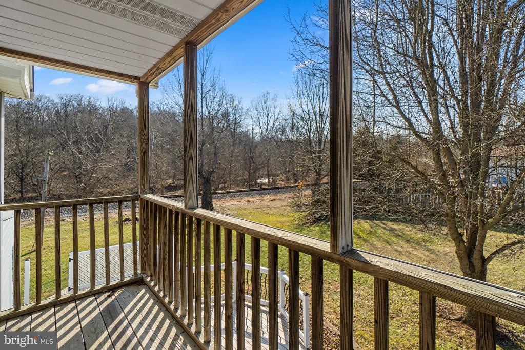 133 SCHOOLHOUSE ROAD