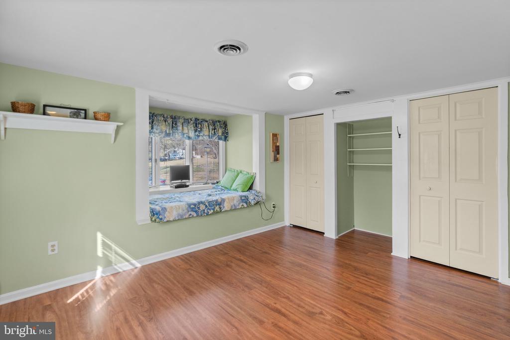 133 SCHOOLHOUSE ROAD