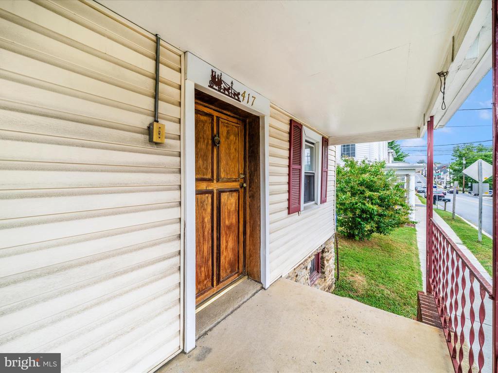 417 W MAIN STREET