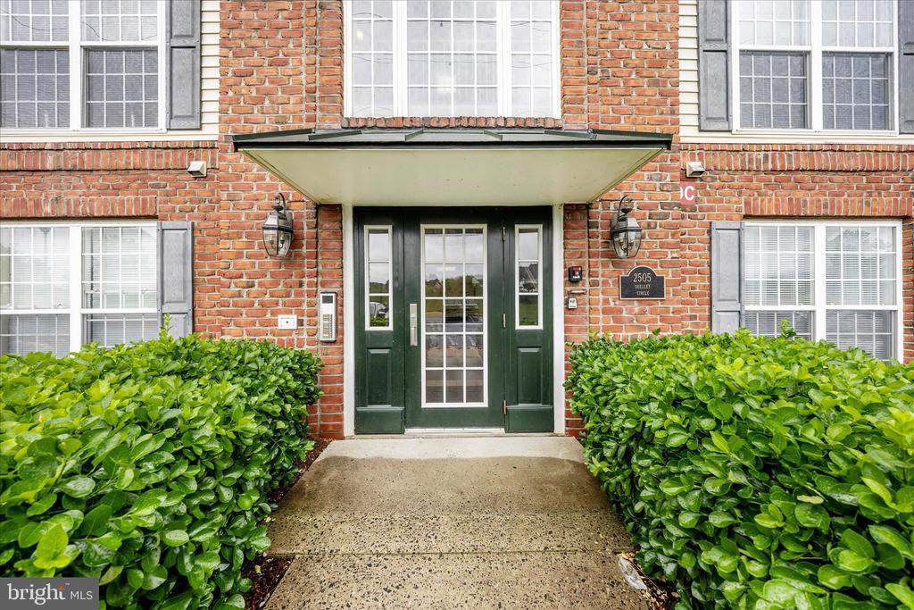 2505 SHELLEY CIRCLE Unit: 5-2C