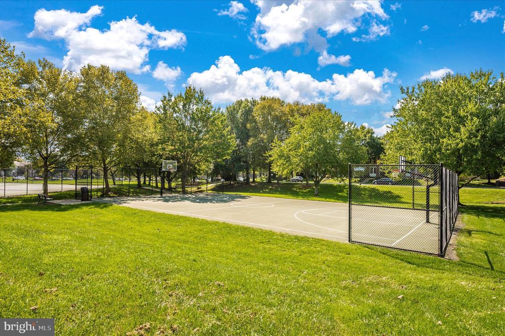 2505 SHELLEY CIRCLE Unit: 5-2C