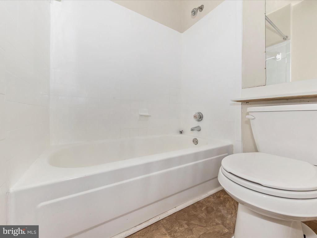 18537 BOYSENBERRY DRIVE Unit: 307