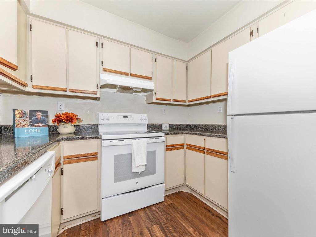 18537 BOYSENBERRY DRIVE Unit: 307