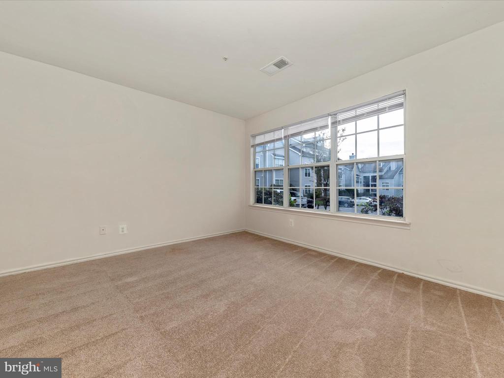 18537 BOYSENBERRY DRIVE Unit: 307