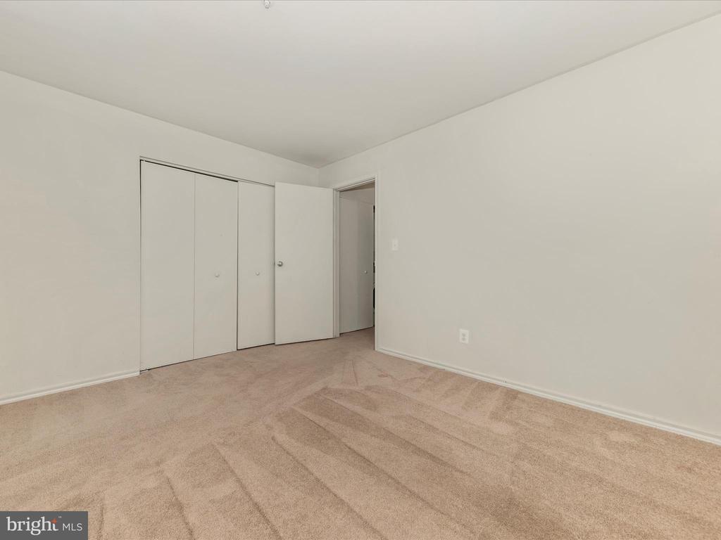 18537 BOYSENBERRY DRIVE Unit: 307