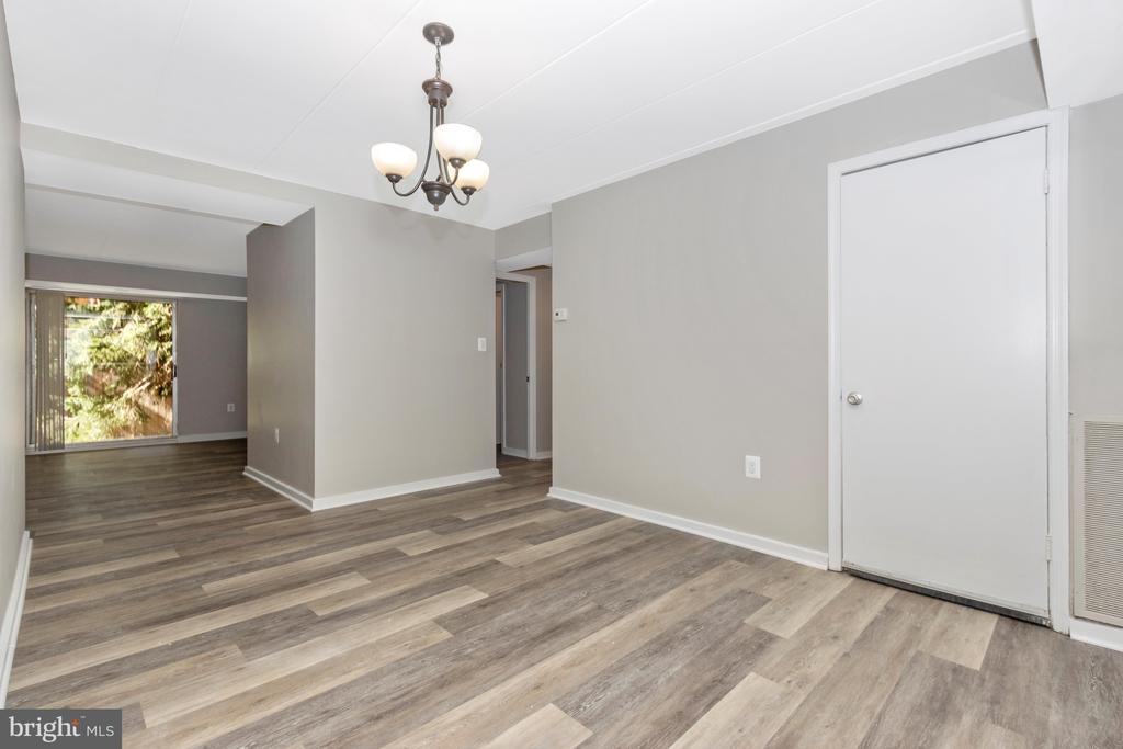 3342 HEWITT AVENUE Unit: 3-1-B