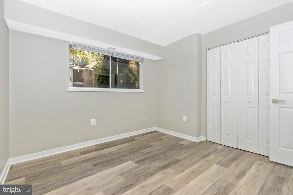 3342 HEWITT AVENUE Unit: 3-1-B