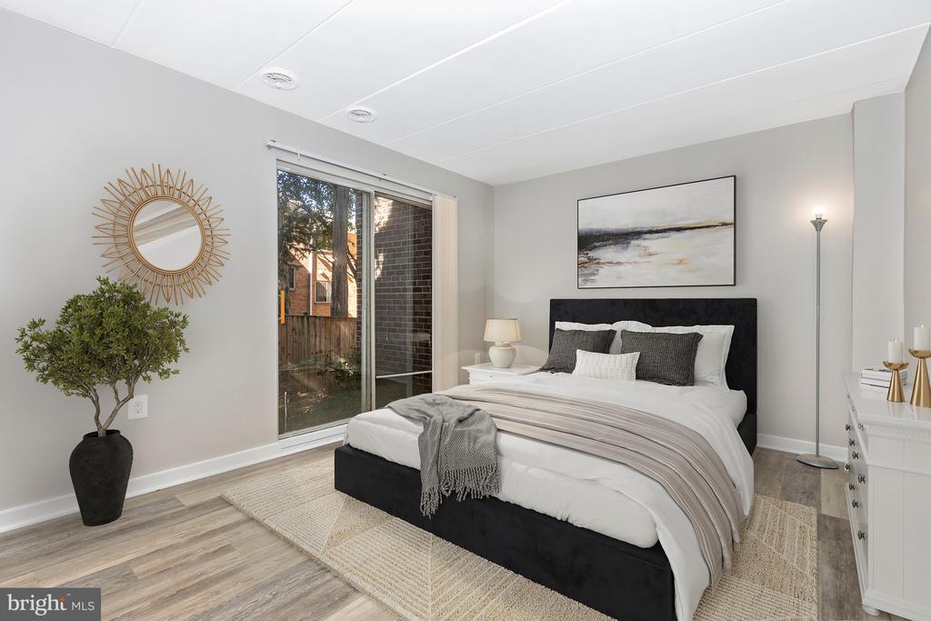 3342 HEWITT AVENUE Unit: 3-1-B