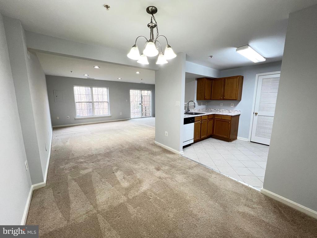 13770 PALMETTO CIRCLE Unit: 13770