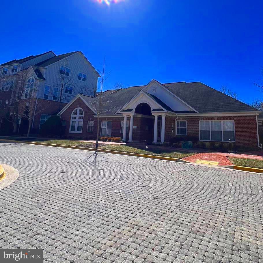 19400 BUCKINGHAM WAY Unit: 19400