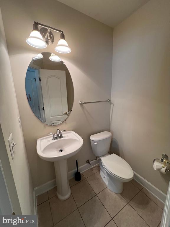 19400 BUCKINGHAM WAY Unit: 19400