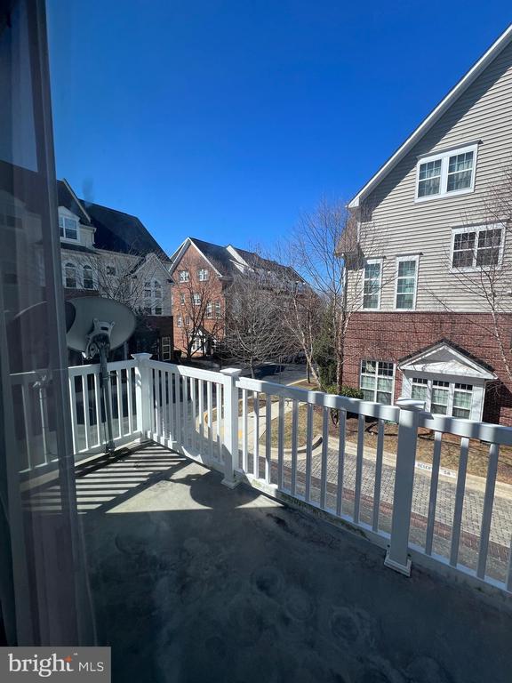 19400 BUCKINGHAM WAY Unit: 19400