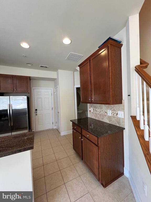 19400 BUCKINGHAM WAY Unit: 19400