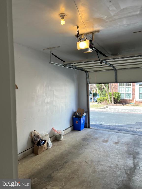19400 BUCKINGHAM WAY Unit: 19400