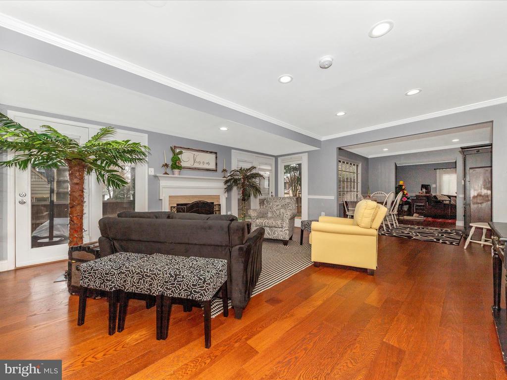 117 BILLINGSGATE LANE
