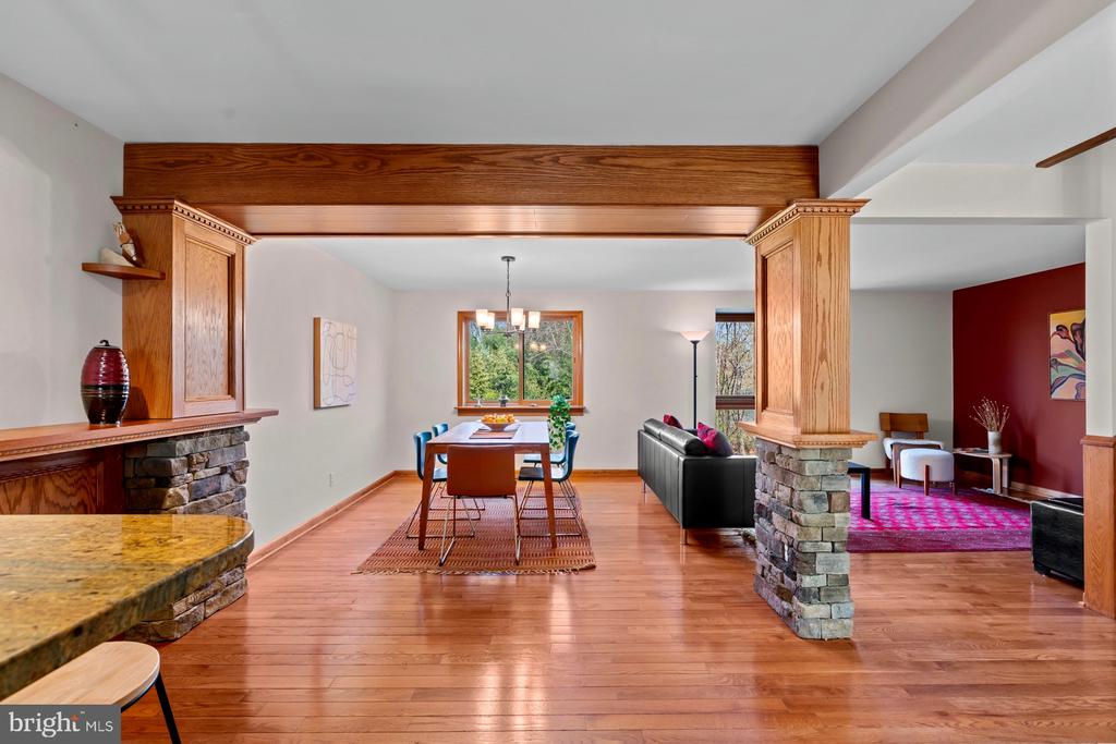 9931 LAKE LANDING ROAD