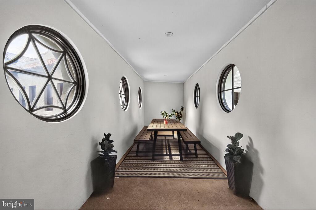 2701 HUME DRIVE Unit: 900