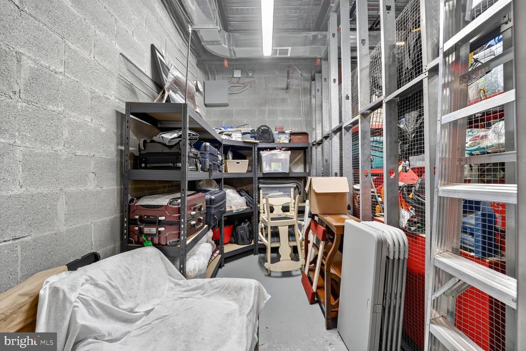 2701 HUME DRIVE Unit: 900