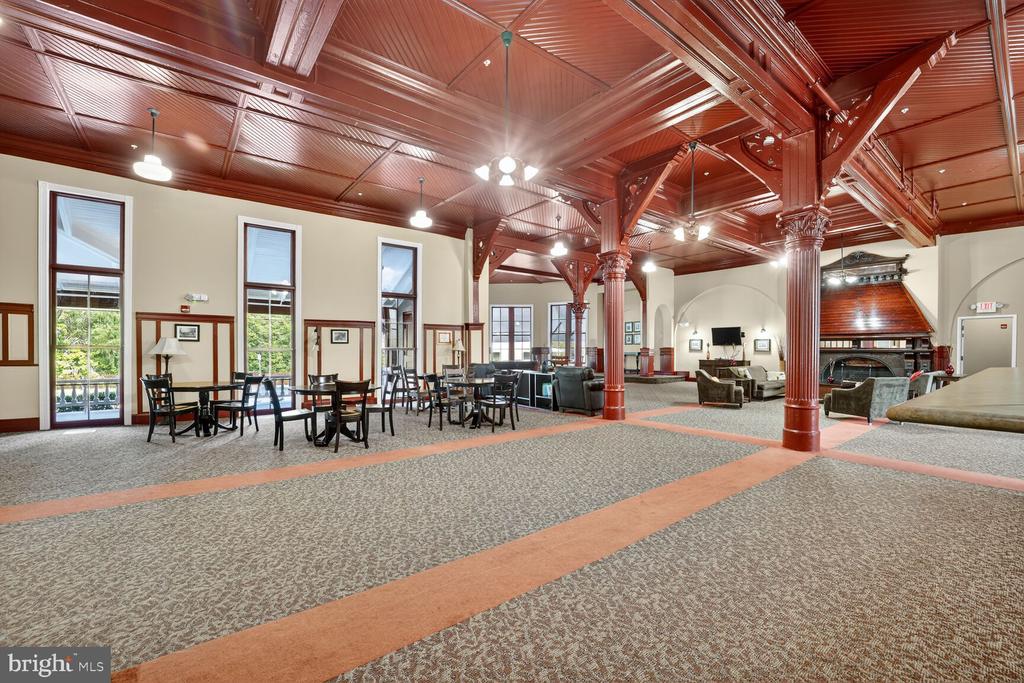 2701 HUME DRIVE Unit: 900