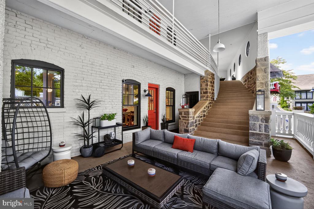 2701 HUME DRIVE Unit: 900