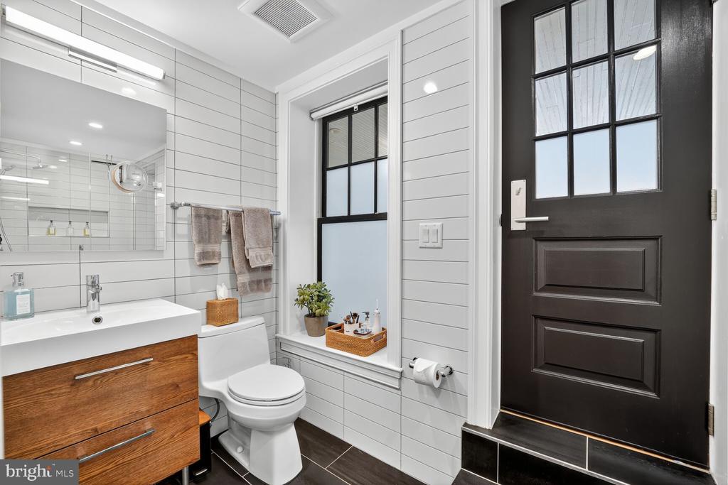 2701 HUME DRIVE Unit: 900