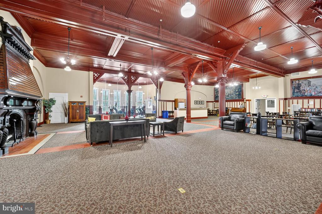 2701 HUME DRIVE Unit: 900