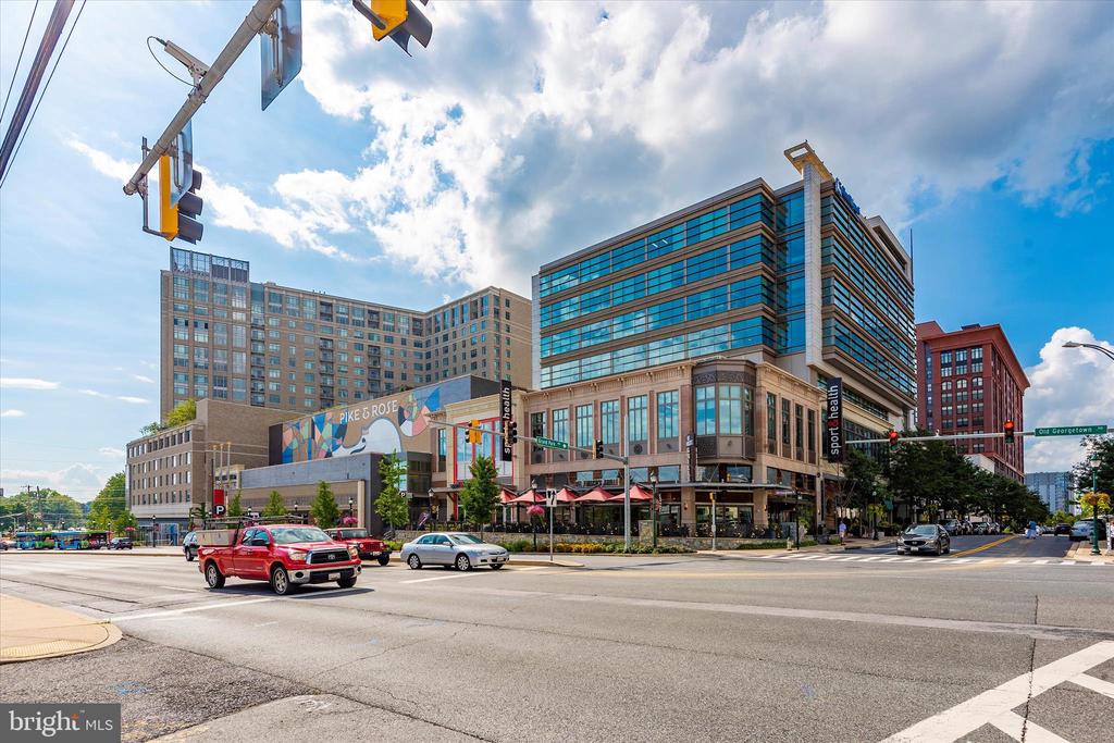 11750 OLD GEORGETOWN ROAD Unit: 2328