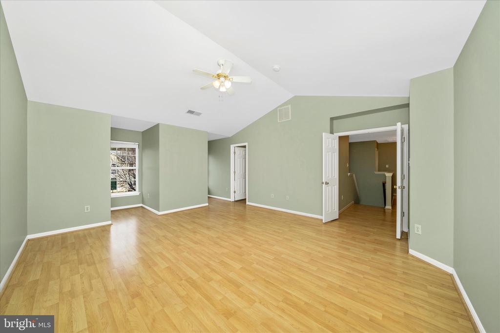 19316 MOON RIDGE DRIVE